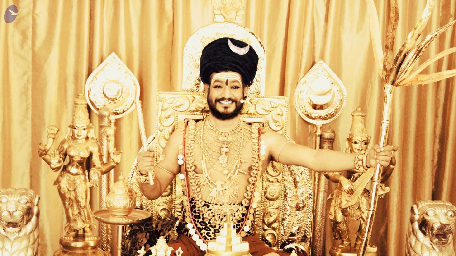 THE SPH Bhagavan Sri Nithyananda Paramashivam gracing the Parashakti Aakashic Reading