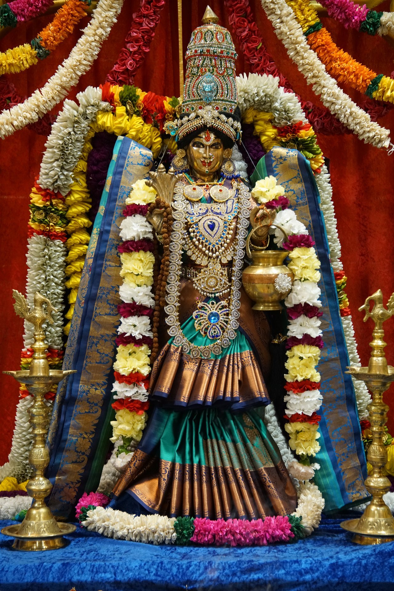 Sri Vishalakshi alankaram