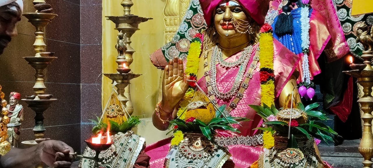 Dhanteras Special Alankara Seva & Deeparathana