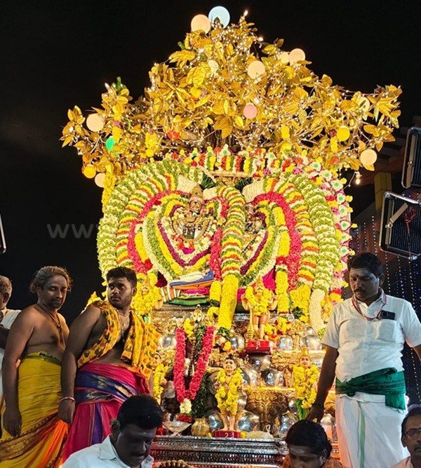 The Kamadhenu & Kalpavriksha Vahanam